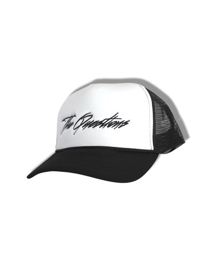 (Script) Trucker Cap `White/Black’